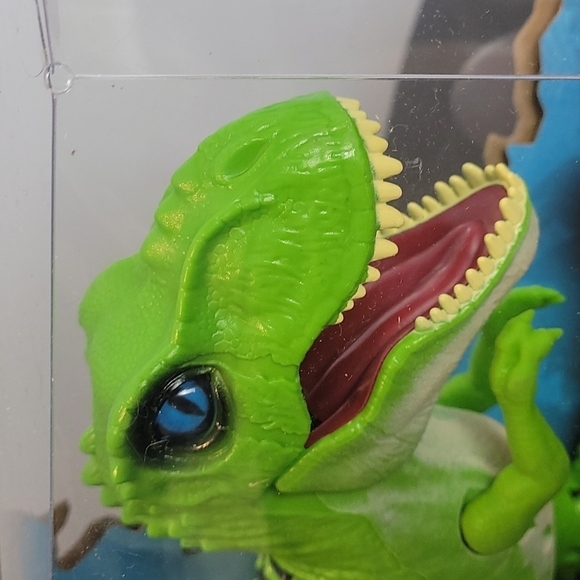 ZURU Robo Alive ATTACKING T-REX Robotic Dinosaur Pet Glow In Dark SLIME … - Picture 3 of 10